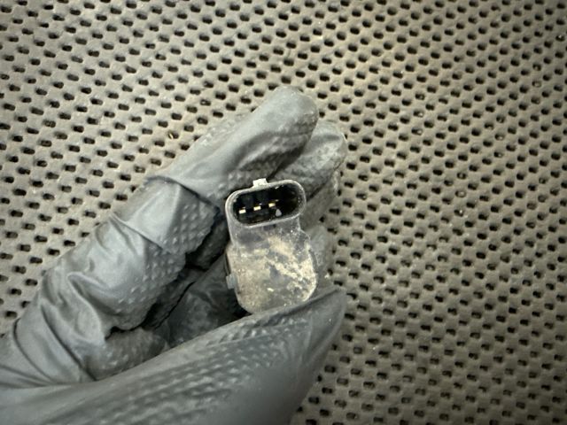 bontott AUDI A3 Hátsó Tolatóradar Fej