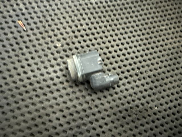 bontott AUDI A3 Hátsó Tolatóradar Fej