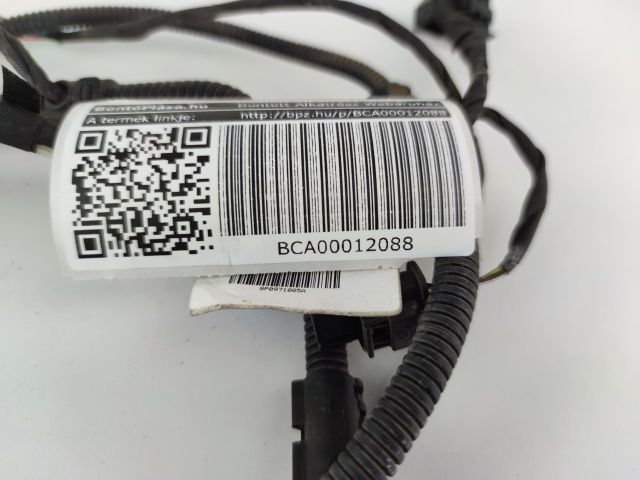 bontott AUDI A3 Hátsó Tolatóradar Kábelköteg