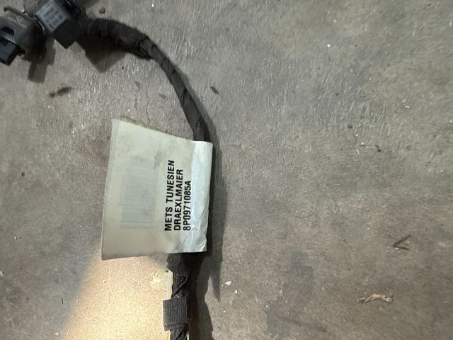 bontott AUDI A3 Hátsó Tolatóradar Kábelköteg