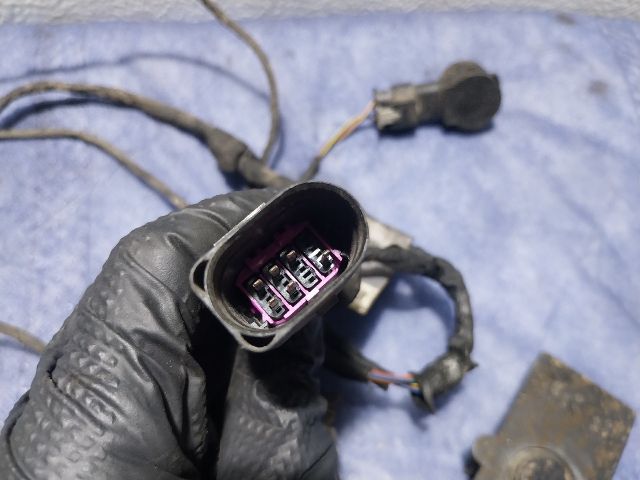 bontott AUDI A3 Hátsó Tolatóradar Szett