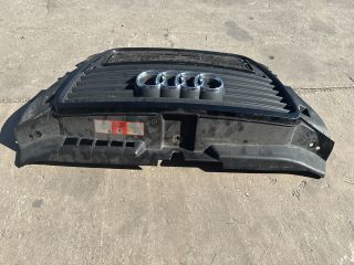 bontott AUDI A3 Hűtőrács