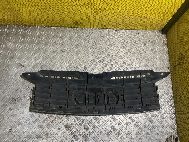 bontott AUDI A3 Hűtőrács