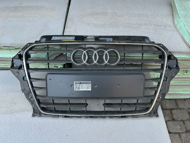 bontott AUDI A3 Hűtőrács
