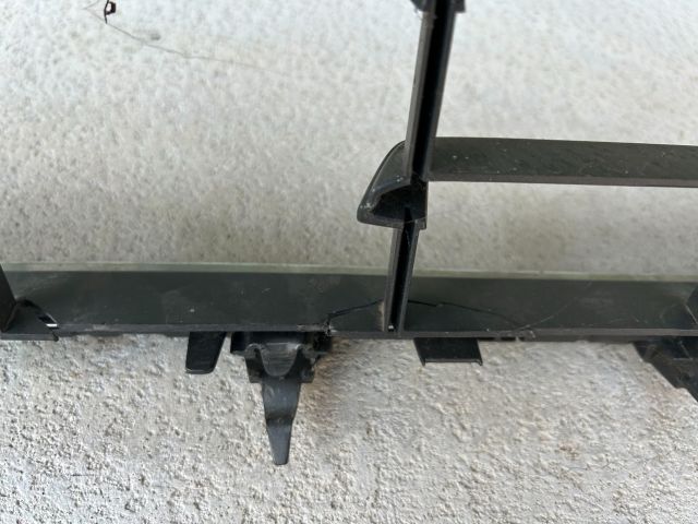 bontott AUDI A3 Hűtőrács