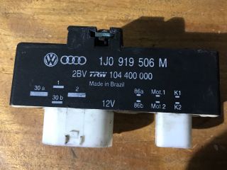 bontott AUDI A3 Hűtőventilátor Relé