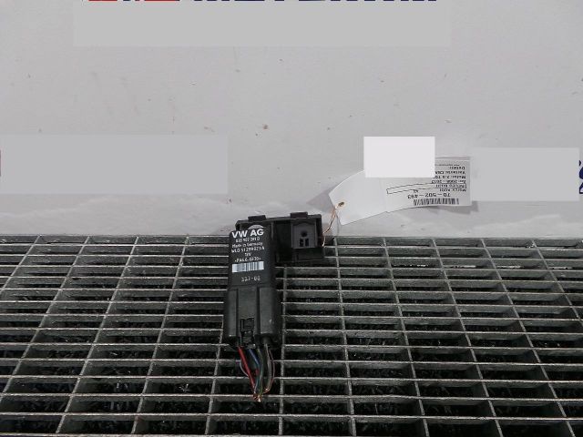 bontott AUDI A3 Izzító Relé