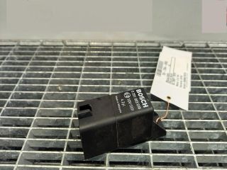 bontott AUDI A3 Izzító Relé