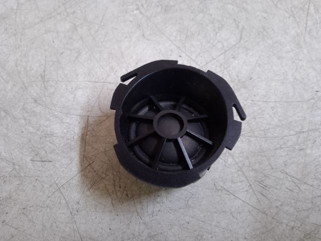 bontott AUDI A3 Jobb A Oszlop Hangszóró