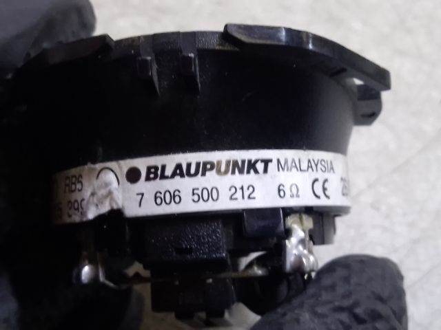 bontott AUDI A3 Jobb A Oszlop Hangszóró