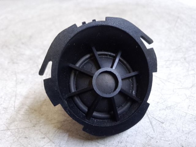 bontott AUDI A3 Jobb A Oszlop Hangszóró