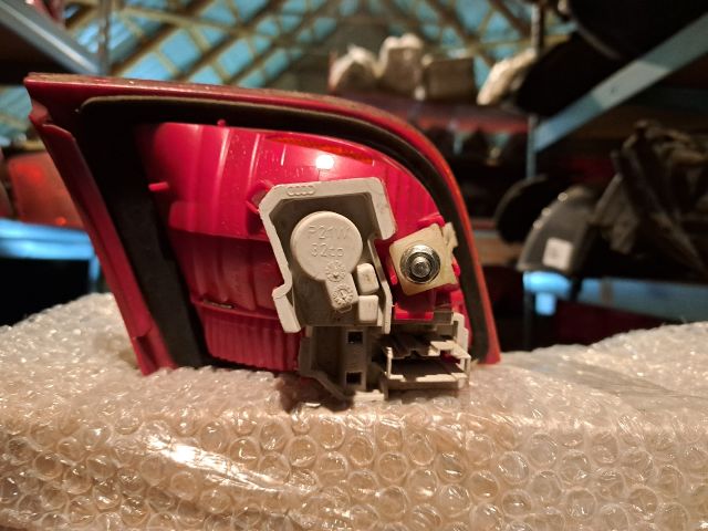 bontott AUDI A3 Jobb Belső Hátsó Lámpa