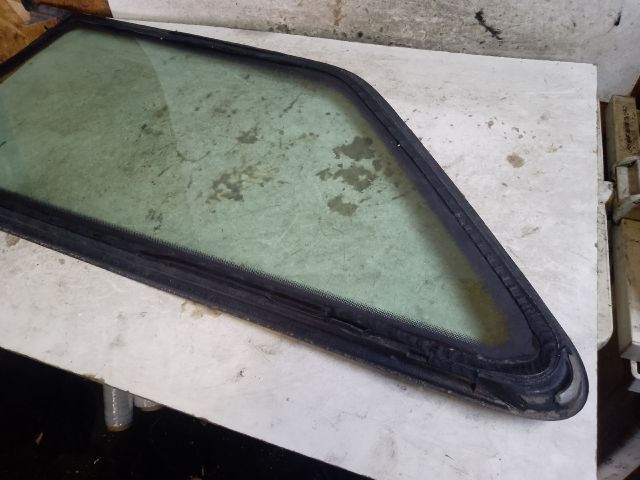 bontott AUDI A3 Jobb C Oszlop Oldalablak Üveg
