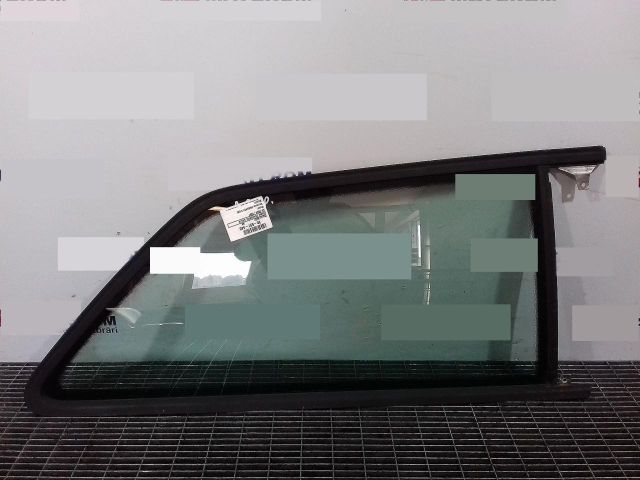 bontott AUDI A3 Jobb C Oszlop