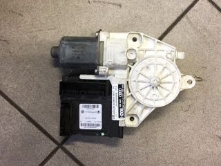 bontott AUDI A3 Jobb első Ablakemelő Motor