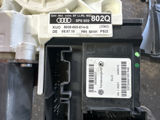 bontott AUDI A3 Jobb első Ablakemelő Motor