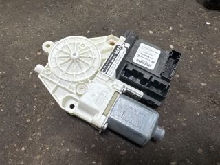 bontott AUDI A3 Jobb első Ablakemelő Motor