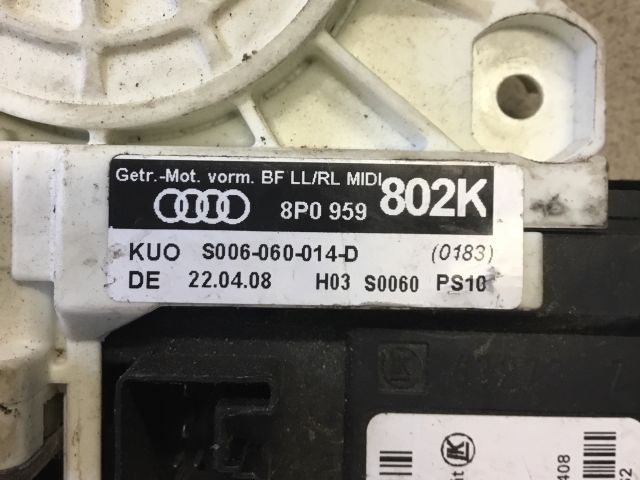 bontott AUDI A3 Jobb első Ablakemelő Motor