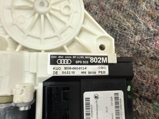 bontott AUDI A3 Jobb első Ablakemelő Motor