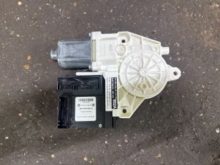 bontott AUDI A3 Jobb első Ablakemelő Motor