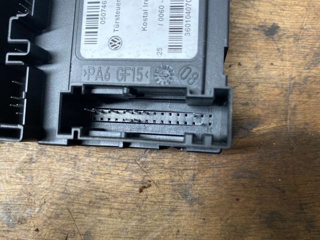 bontott AUDI A3 Jobb első Ablakemelő Motor