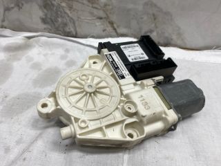 bontott AUDI A3 Jobb első Ablakemelő Motor