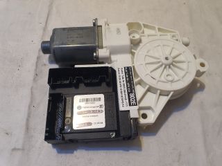 bontott AUDI A3 Jobb első Ablakemelő Motor