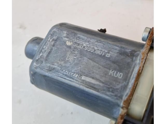 bontott AUDI A3 Jobb első Ablakemelő Szerkezet (Elektromos)