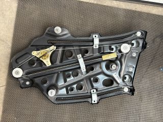 bontott AUDI A3 Jobb első Ablakemelő Szerkezet (Elektromos)