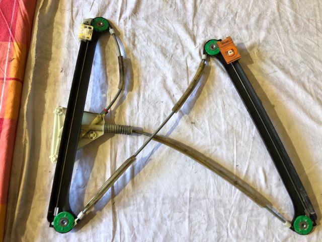 bontott AUDI A3 Jobb első Ablakemelő Szerkezet (Elektromos)