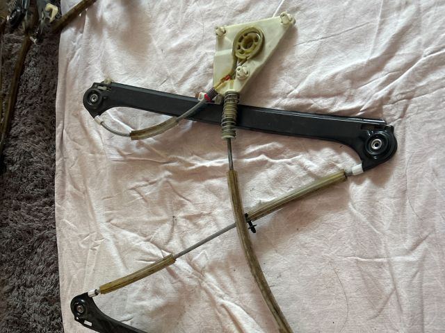 bontott AUDI A3 Jobb első Ablakemelő Szerkezet (Elektromos)