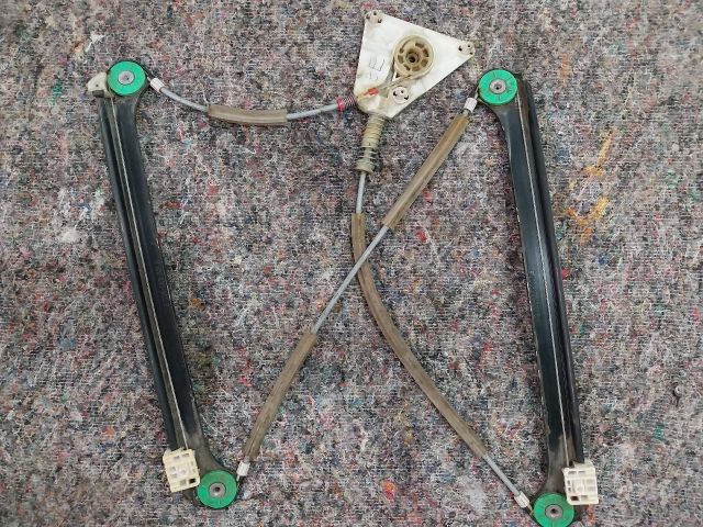 bontott AUDI A3 Jobb első Ablakemelő Szerkezet (Elektromos)