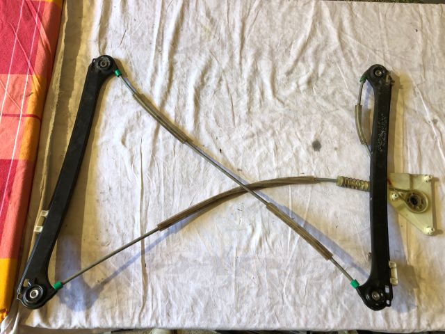 bontott AUDI A3 Jobb első Ablakemelő Szerkezet (Elektromos)