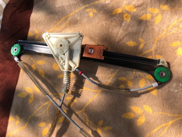 bontott AUDI A3 Jobb első Ablakemelő Szerkezet (Elektromos)