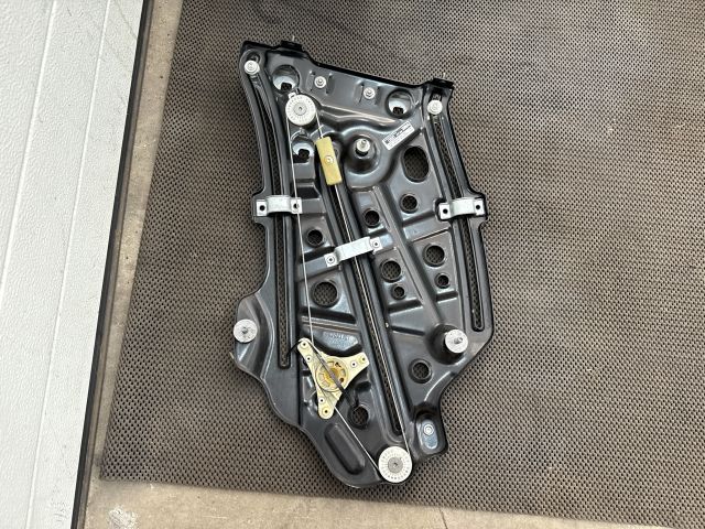 bontott AUDI A3 Jobb első Ablakemelő Szerkezet (Elektromos)