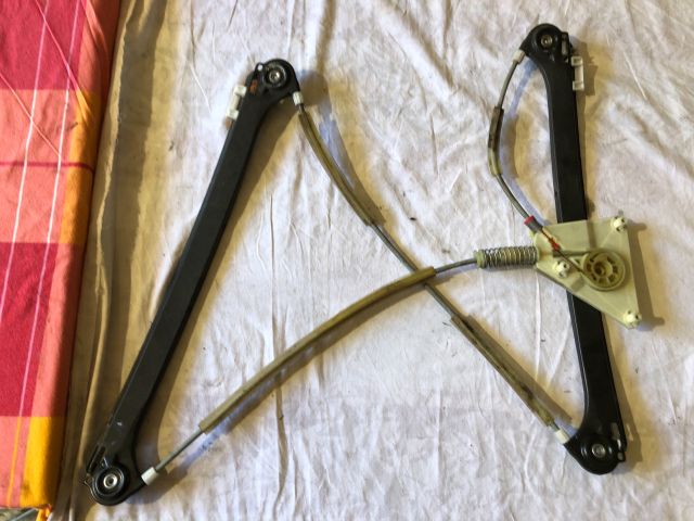 bontott AUDI A3 Jobb első Ablakemelő Szerkezet (Elektromos)