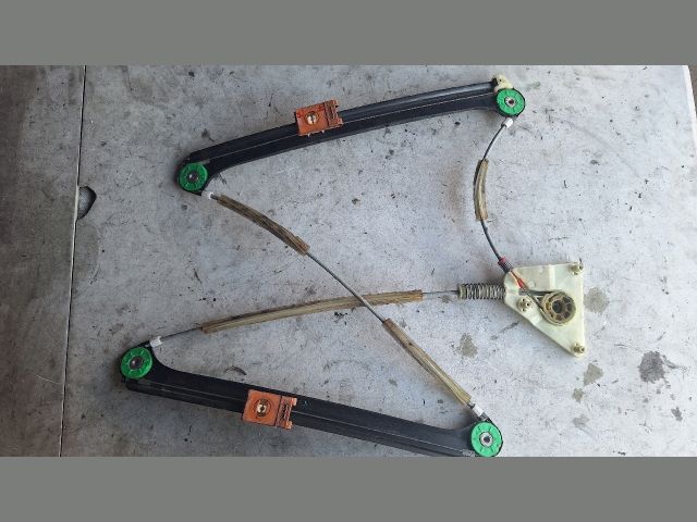 bontott AUDI A3 Jobb első Ablakemelő Szerkezet (Elektromos)