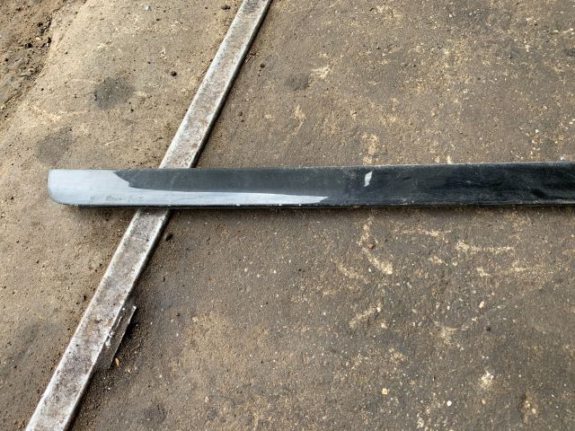 bontott AUDI A3 Jobb első Ajtó Díszléc