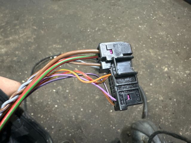 bontott AUDI A3 Jobb első Ajtó Kábelköteg