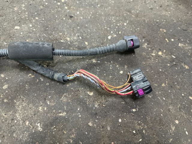 bontott AUDI A3 Jobb első Ajtó Kábelköteg