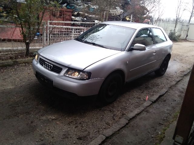 bontott AUDI A3 Jobb első Ajtó Kábelköteg