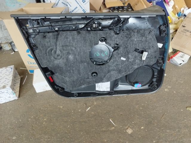 bontott AUDI A3 Jobb első Ajtó Kárpit