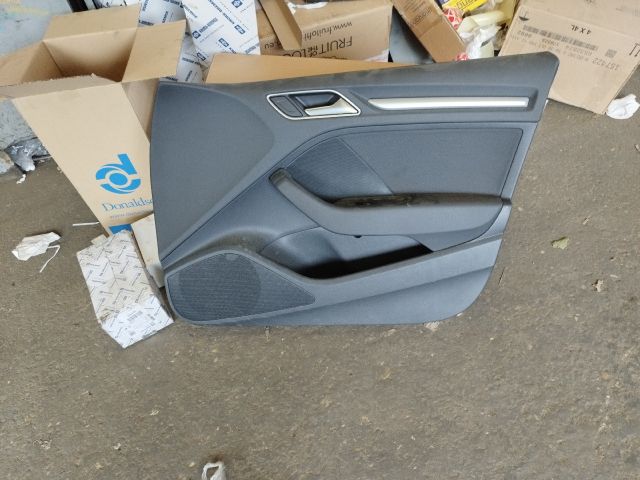 bontott AUDI A3 Jobb első Ajtó Kárpit