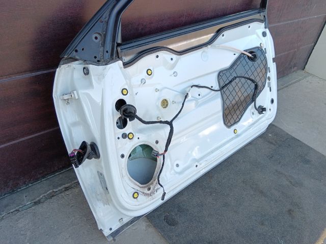 bontott AUDI A3 Jobb első Ajtó (Részeivel)