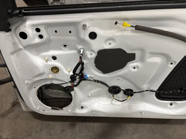 bontott AUDI A3 Jobb első Ajtó (Részeivel)