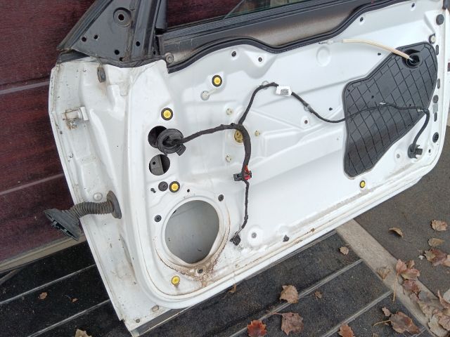 bontott AUDI A3 Jobb első Ajtó (Részeivel)