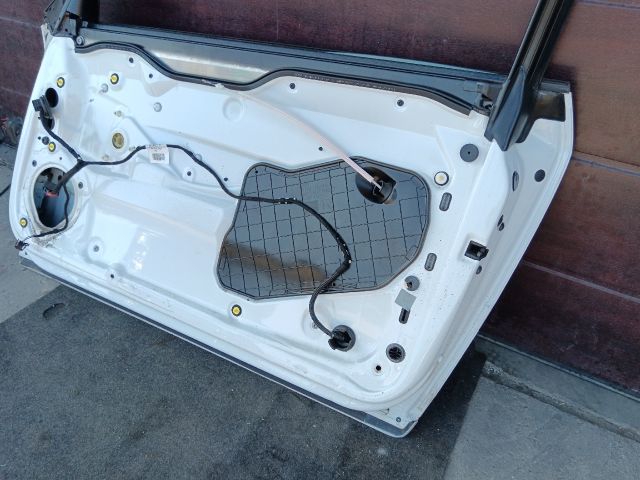 bontott AUDI A3 Jobb első Ajtó (Részeivel)