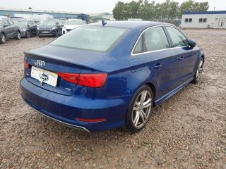 bontott AUDI A3 Jobb első Ajtó (Üres lemez)