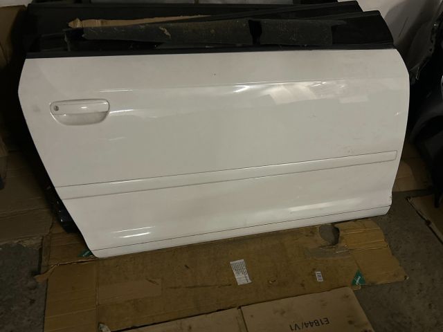 bontott AUDI A3 Jobb első Ajtó (Üres lemez)