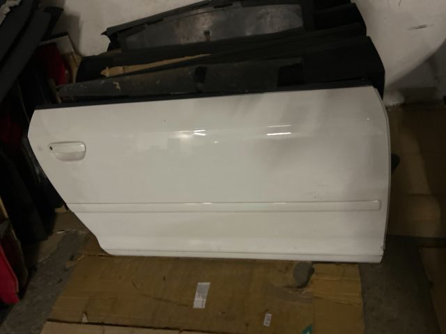 bontott AUDI A3 Jobb első Ajtó (Üres lemez)